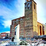 La Casa De Bisa Sanchidrian