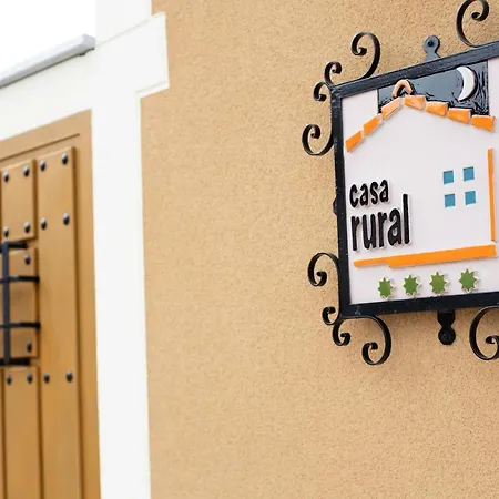 La Casa De Los Bisa * Sanchidrian